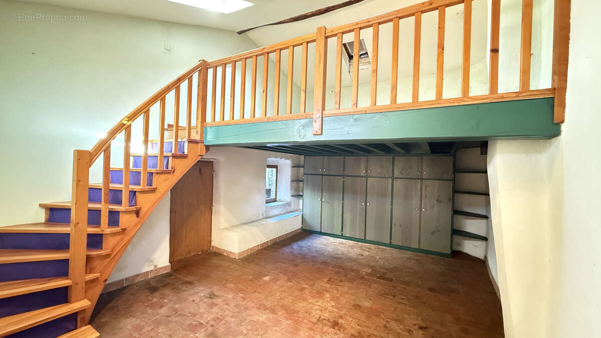 Maison à SAINT-SEBASTIEN-D'AIGREFEUILLE