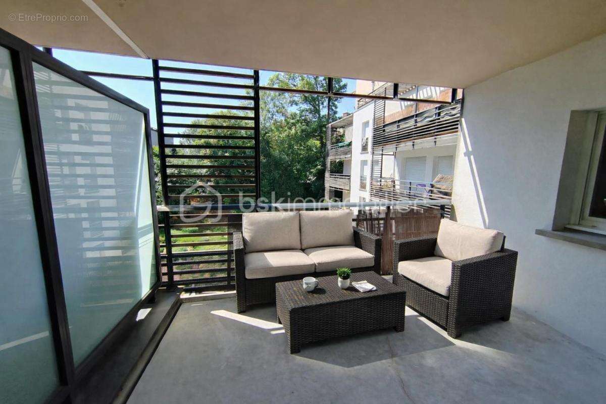 Appartement avec terrasse vendu LOUÉ - photo 2
