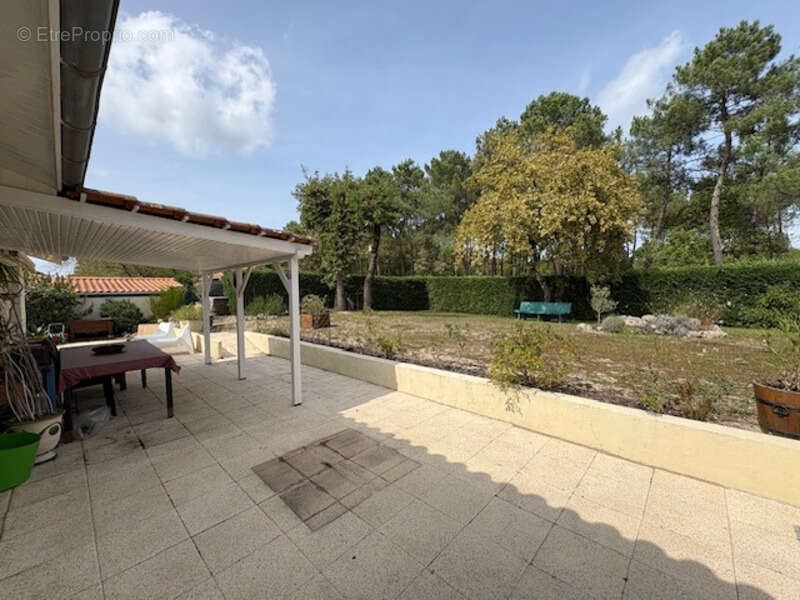 Maison à LE HAILLAN