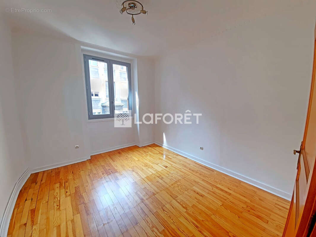 Appartement Saint Etienne 3 pièce(s) 91 m2 - photo 5