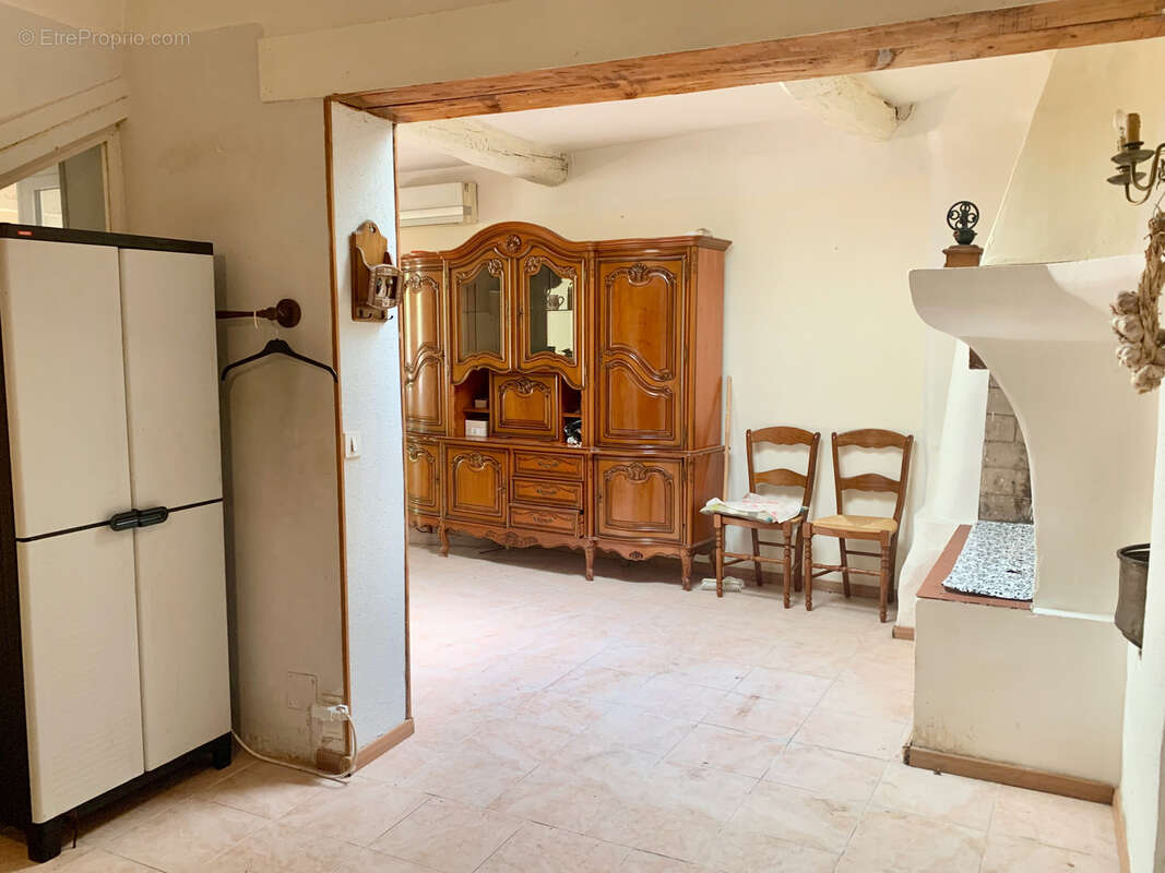 Maison à TAVERNES