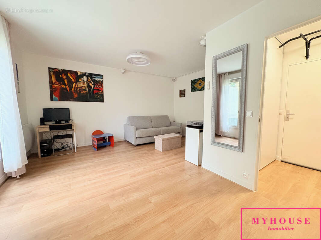 Appartement à BAGNEUX