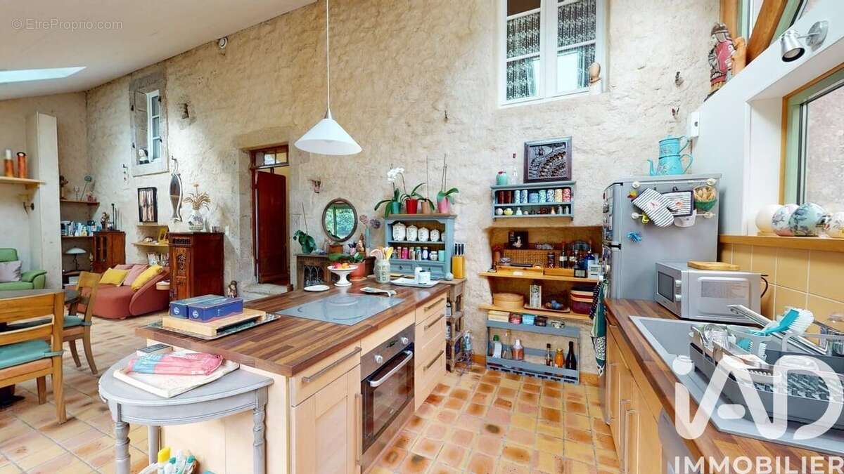 Photo 9 - Maison à LOCRONAN