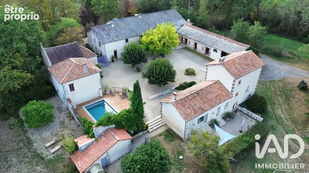Photo 1 - Maison à PERSAC