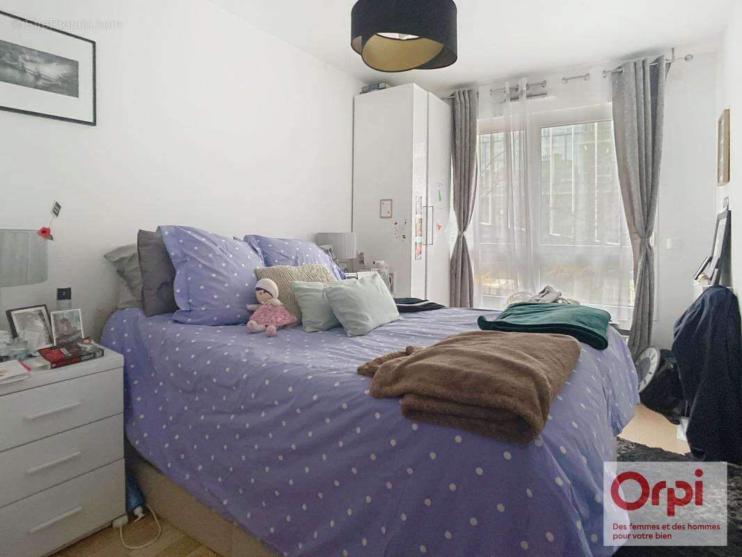 Appartement à ISSY-LES-MOULINEAUX