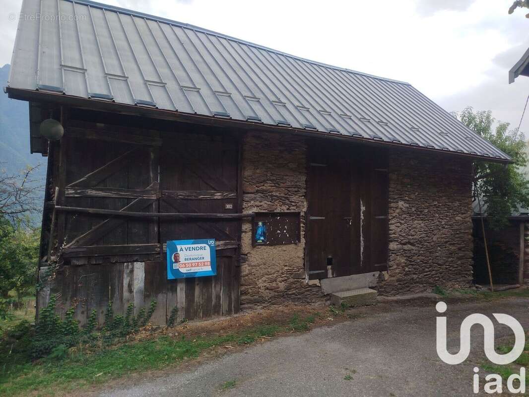 Photo 2 - Maison à SAINT-GEORGES-DES-HURTIERES