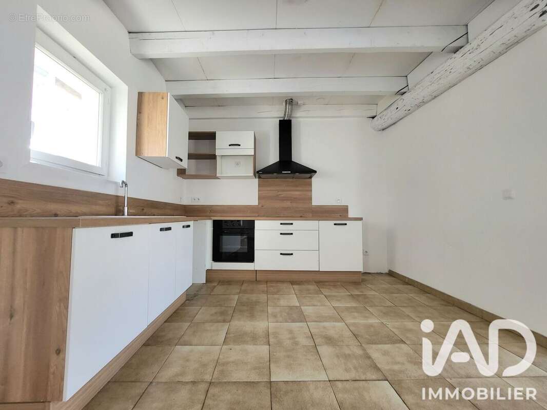 Appartement 106 m² à Salleles-D'aude  - photo 7