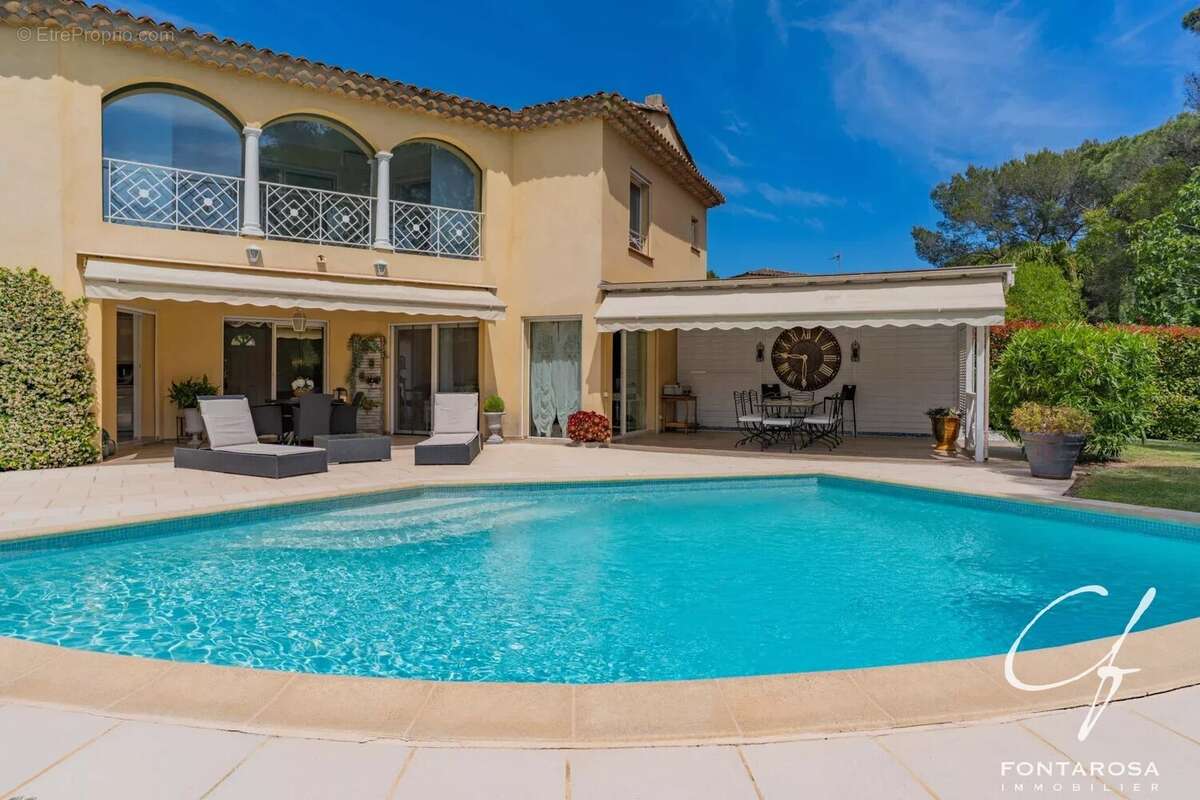 Maison à SAINT-RAPHAEL