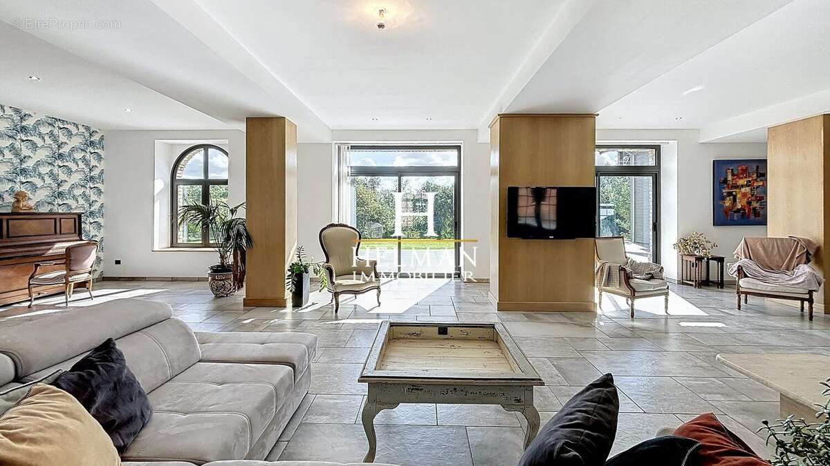 Maison à RECQUES-SUR-HEM