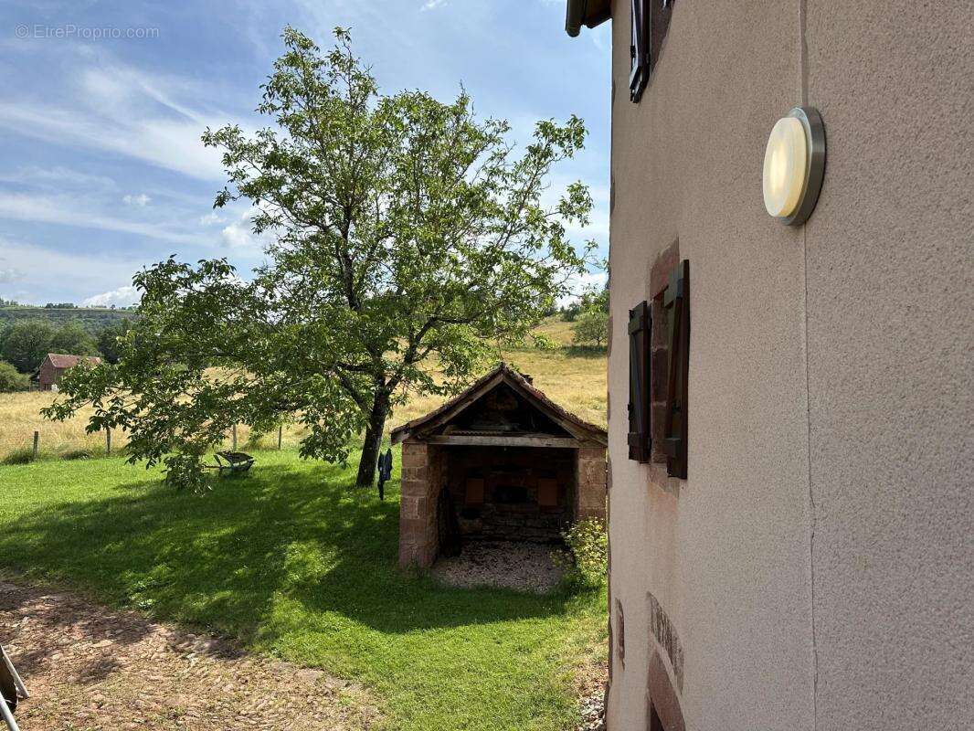 Maison à SAINT-CHRISTOPHE-VALLON