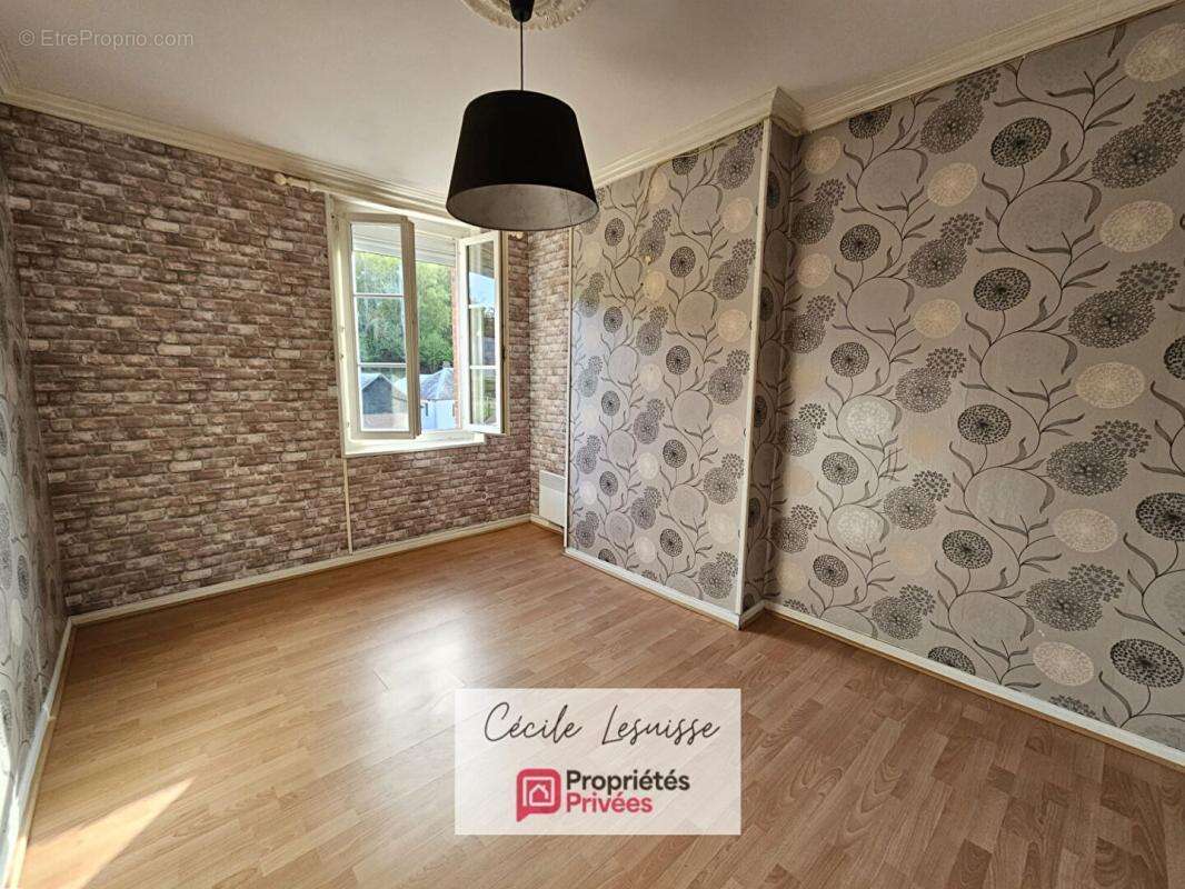 Maison 4 pièces avec terrasse, petit jardin et espace de stationnement - photo 5