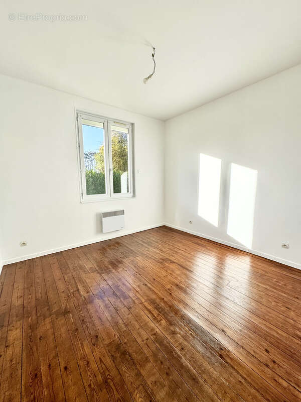 Maison à FONTAINE-LE-DUN