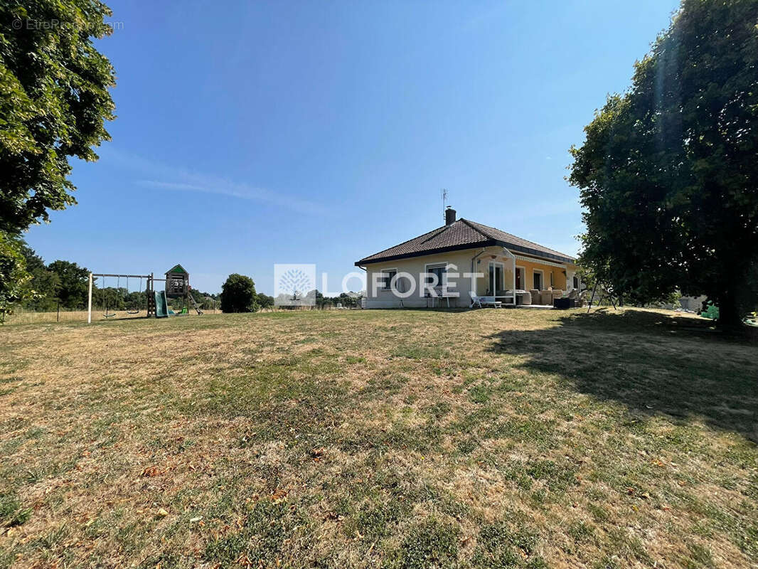 Maison à vendre Chaveyriat 6 pièce(s) 12.23 m2 - photo 16
