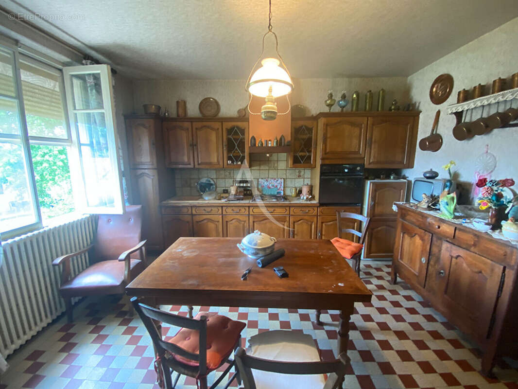 Maison à VALDERIES