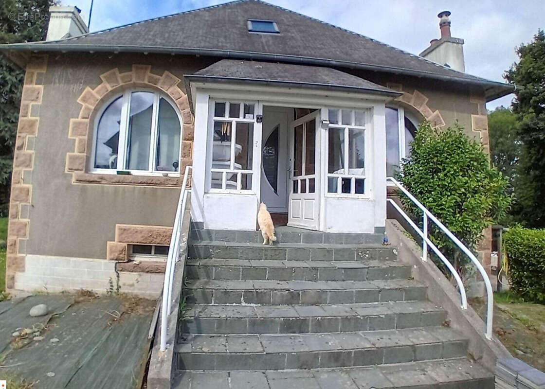 Maison à PLESTIN-LES-GREVES