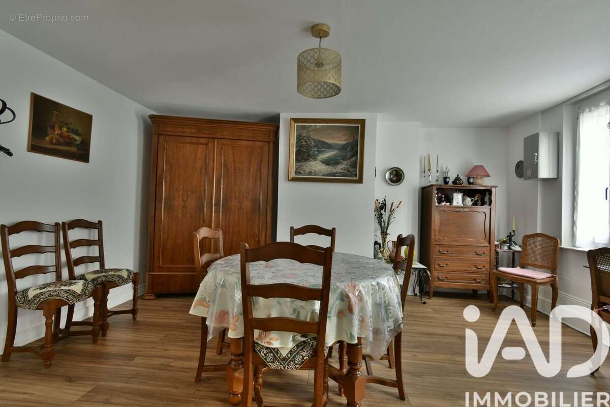 Photo 5 - Maison à MAIGNELAY-MONTIGNY