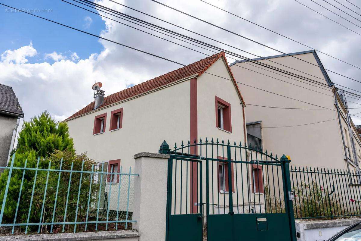 Maison à SOISSONS