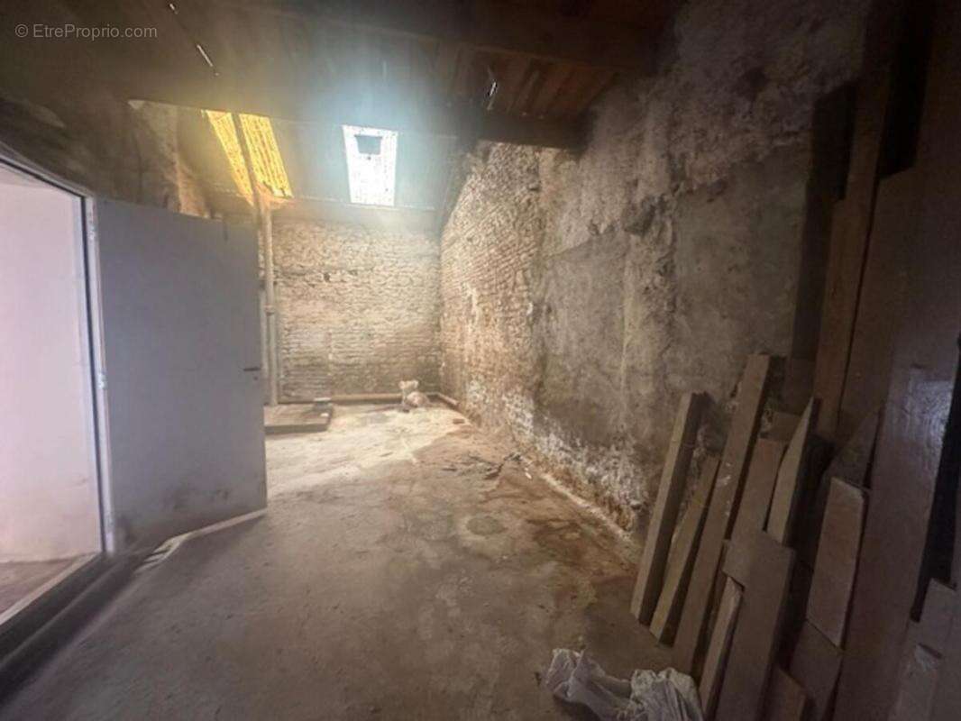 Maison à BAZOCHES-LES-HAUTES