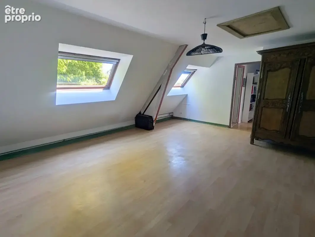 Maison Challuy 10 pièce(s) 249.16 m2 - photo 14