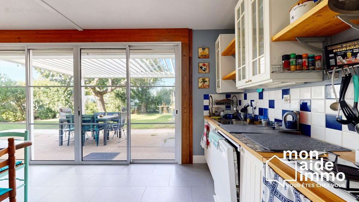 Maison à ARTIGUES-PRES-BORDEAUX