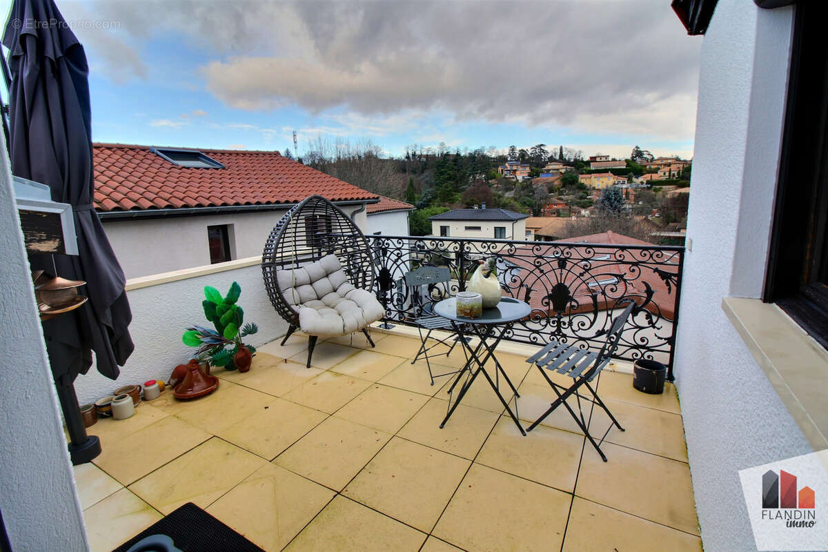 Appartement à IRIGNY