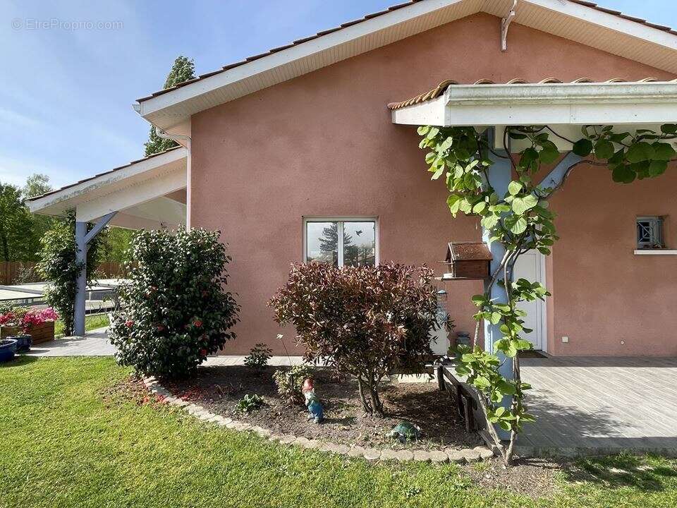 Maison à GRAYAN-ET-L'HOPITAL