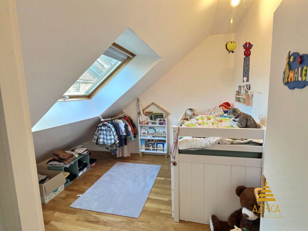 Maison à NEUVILLE-SAINT-REMY