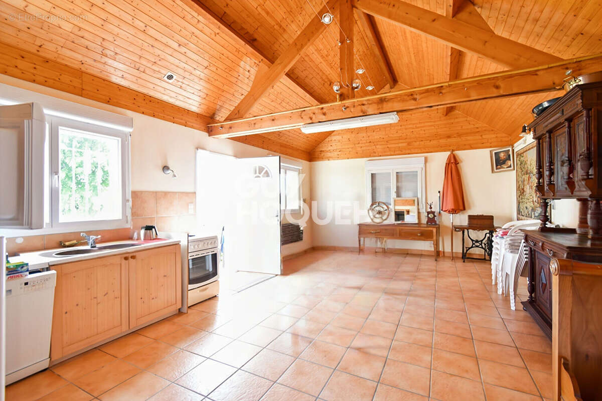 FAVIERES  Maison individuelle de 170M² environs édifiée sur un terrain de 1113 m² - photo 15