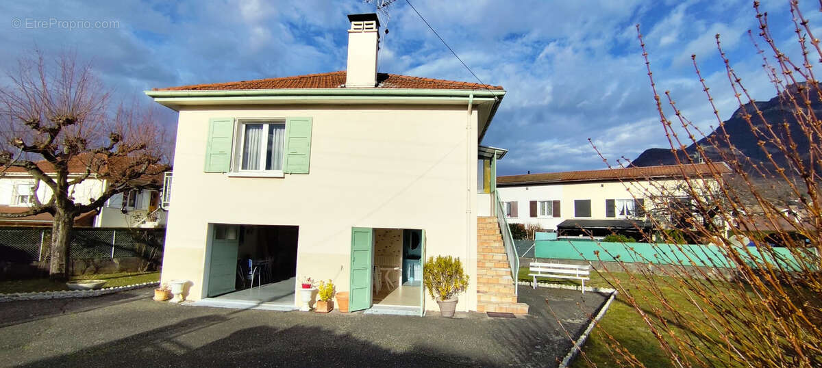 Maison à SAINT-ALBAN-LEYSSE