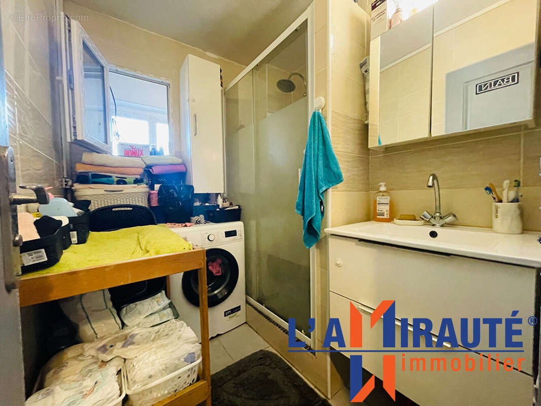 Appartement à SARTROUVILLE