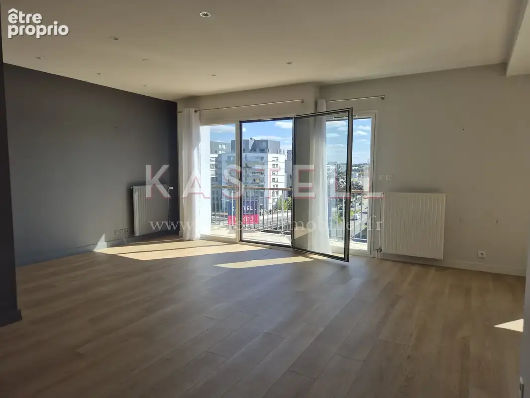 Appartement dernier étage vue Vilaine proche Mail Miterrand et Métro Mabilais - photo 3