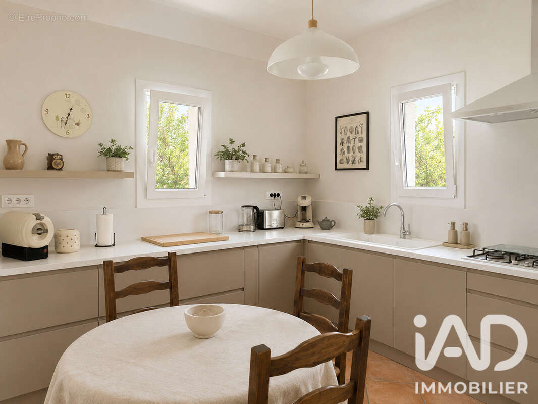 Maison 183 m² à Villes-Sur-Auzon  - photo 5