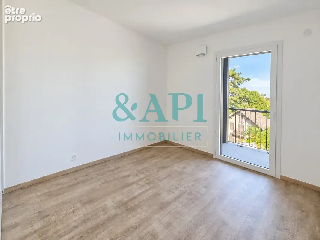 Evian les bains dans un cadre exceptionnel face lac un appartement t4 avec terrasse - photo 10