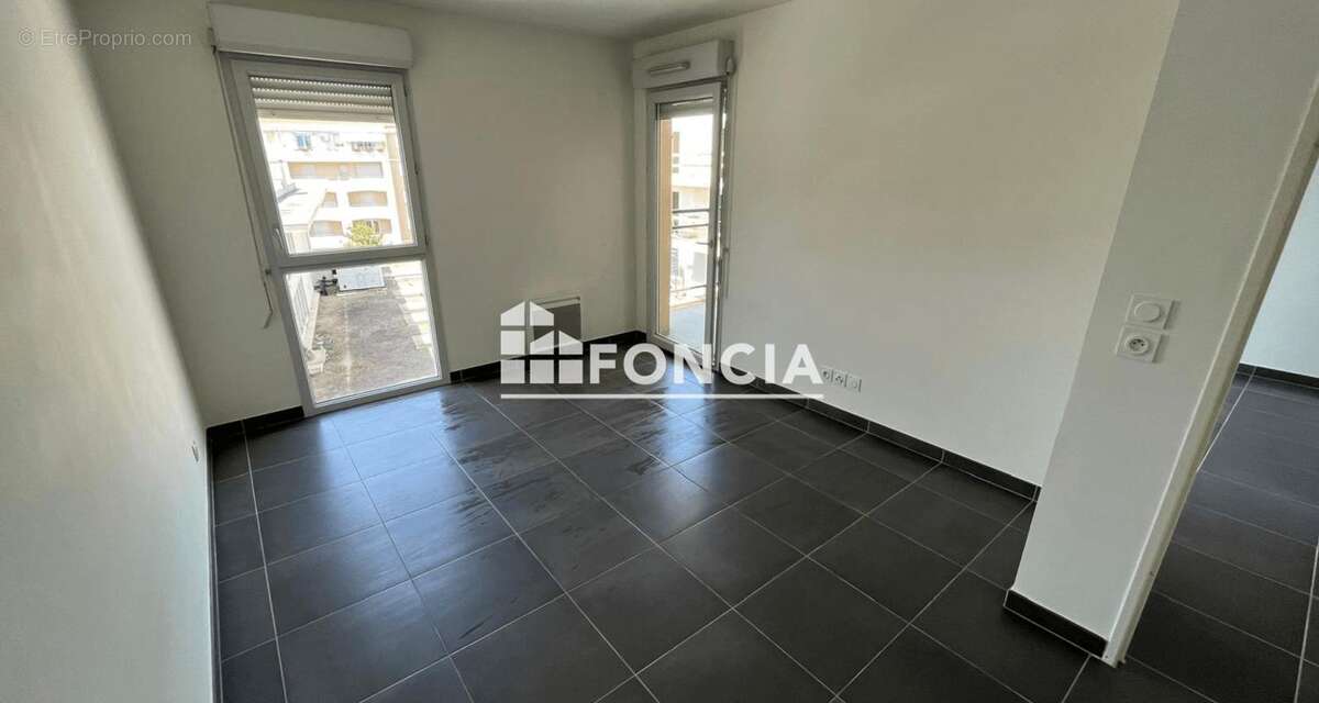 Hauteurs d'Antibes, 2P en étage avec Terrasse, garage en sous-sol - photo 6