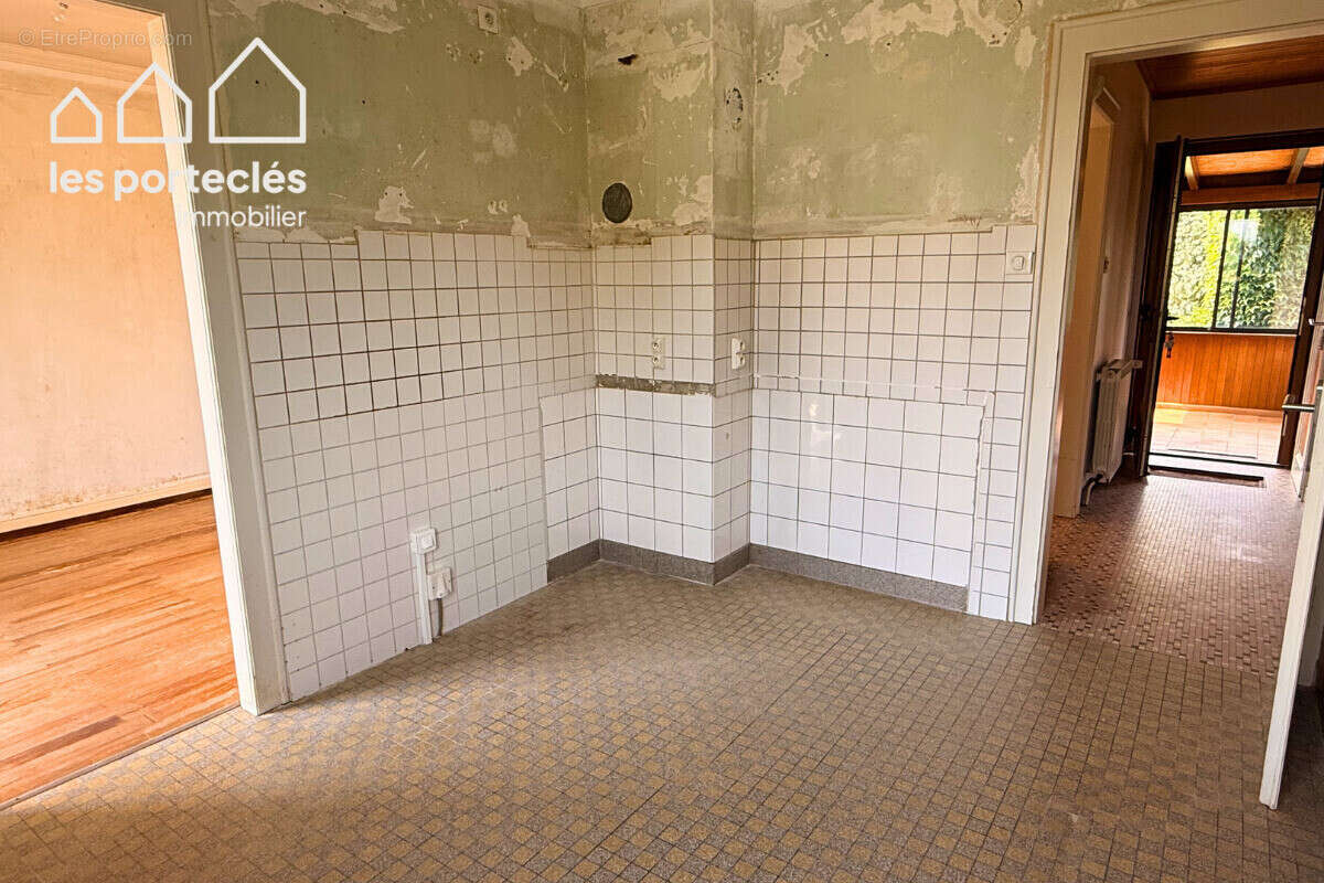 Maison de plain pied 90 m² sur environ 15 ares - photo 5