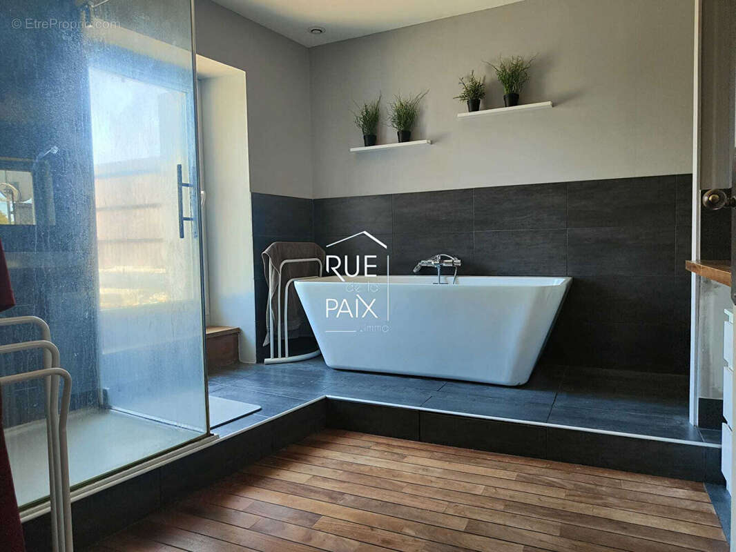 Maison Saint Gervais Les Trois Clochers 304.50 m2 - photo 12