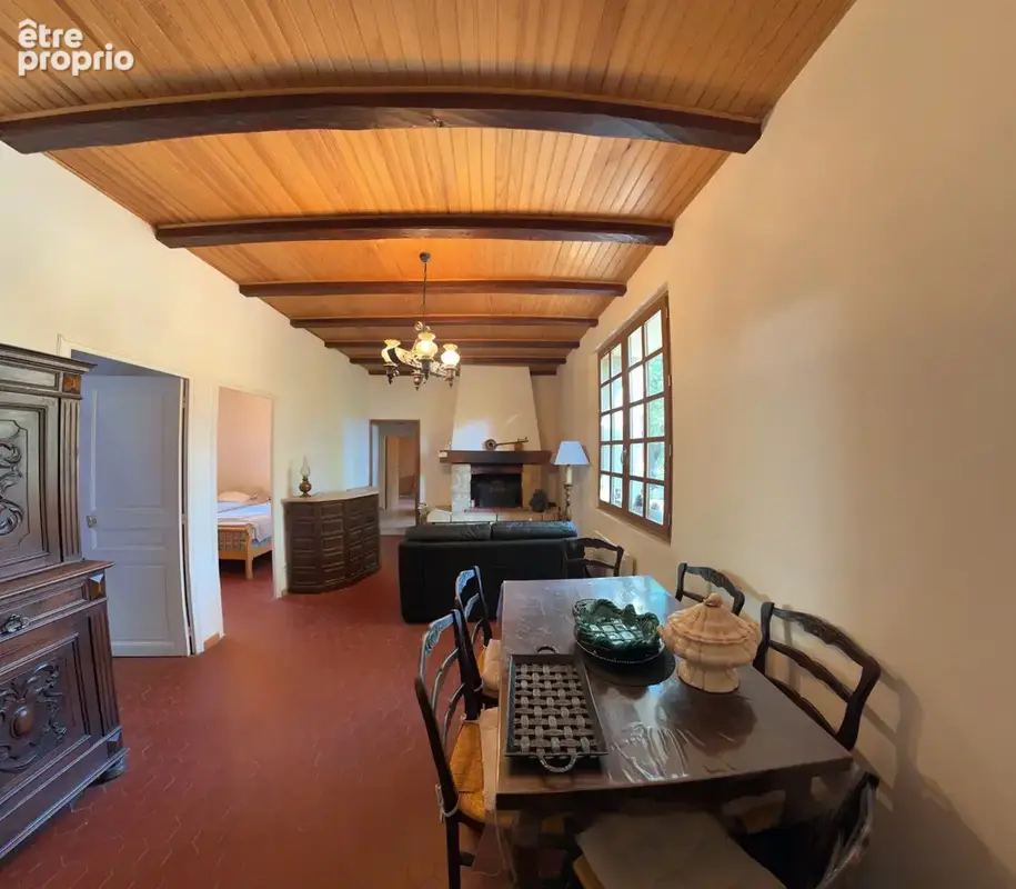 Maison des années 30 à fort potentiel d'agrandissement - Nans-les-Pins - photo 5