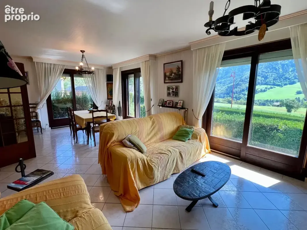LE CHÂTELARD - Maison des années 70 avec belle vue - photo 5