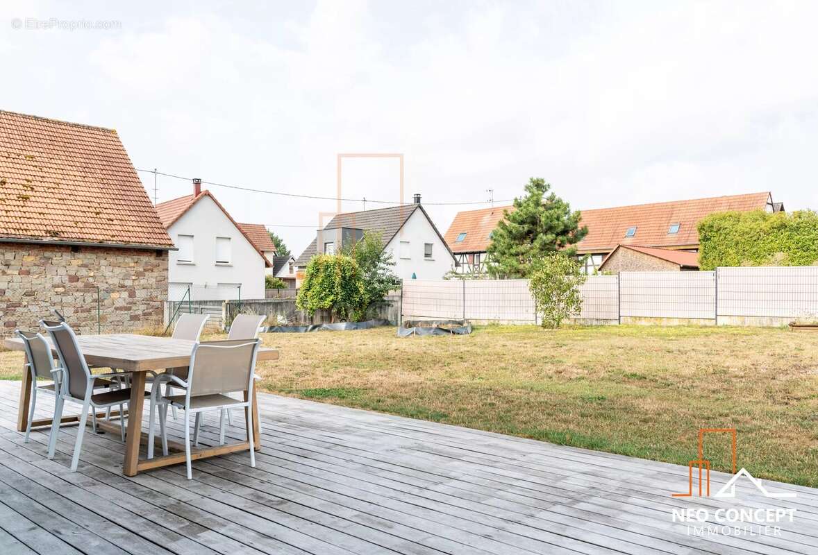 Maison contemporaine de 2012 sur 10 ares – 3 chambres, grande terrasse avec grand carport - photo 2
