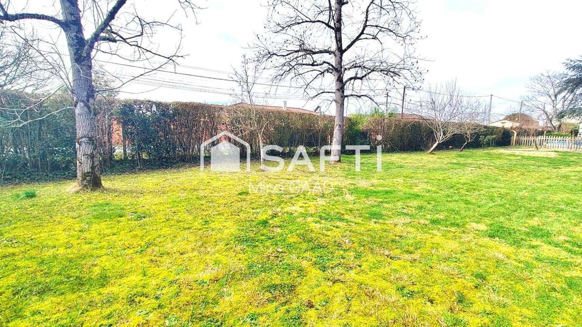 Photo 4 - Terrain à SAINT-SULPICE