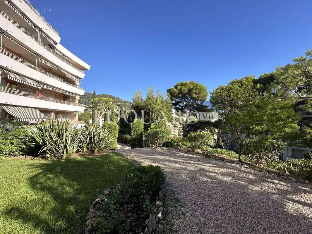 Appartement à ROQUEBRUNE-CAP-MARTIN