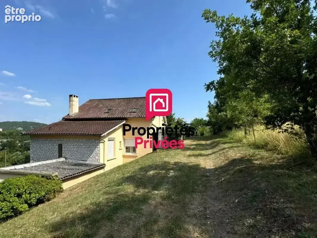 LOT - CAHORS - Maison familiale de 154m2 avec terrain arboré de plus de 2 600 m² et potentiel de division parcellaire - photo 9