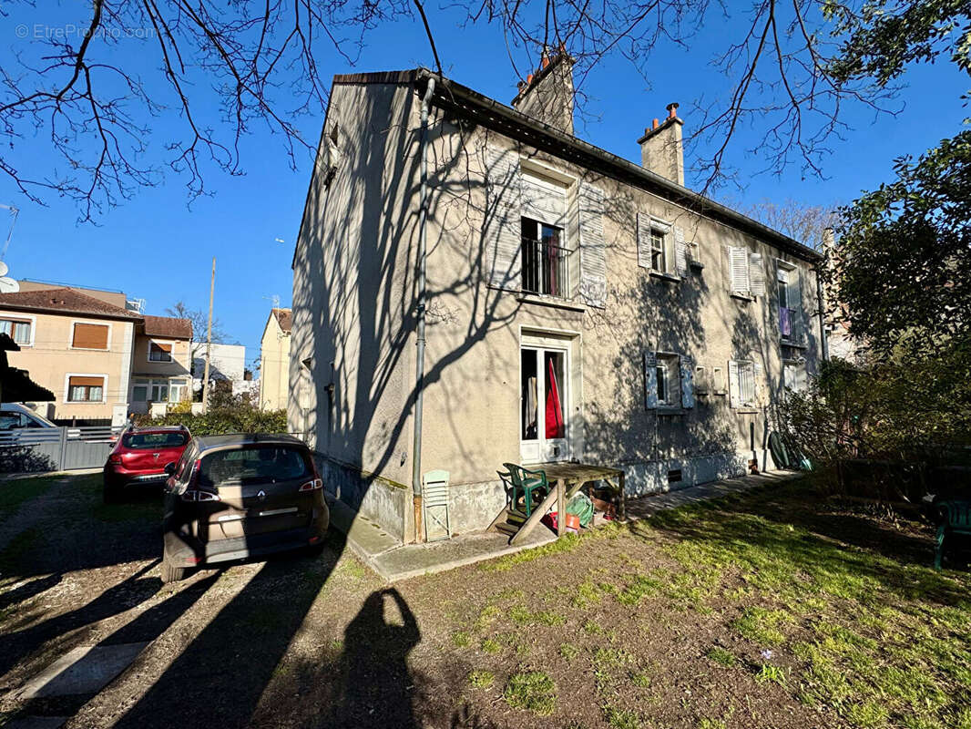 Appartement à NOISY-LE-SEC