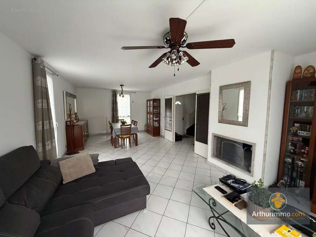 Maison à CHOISY-AU-BAC