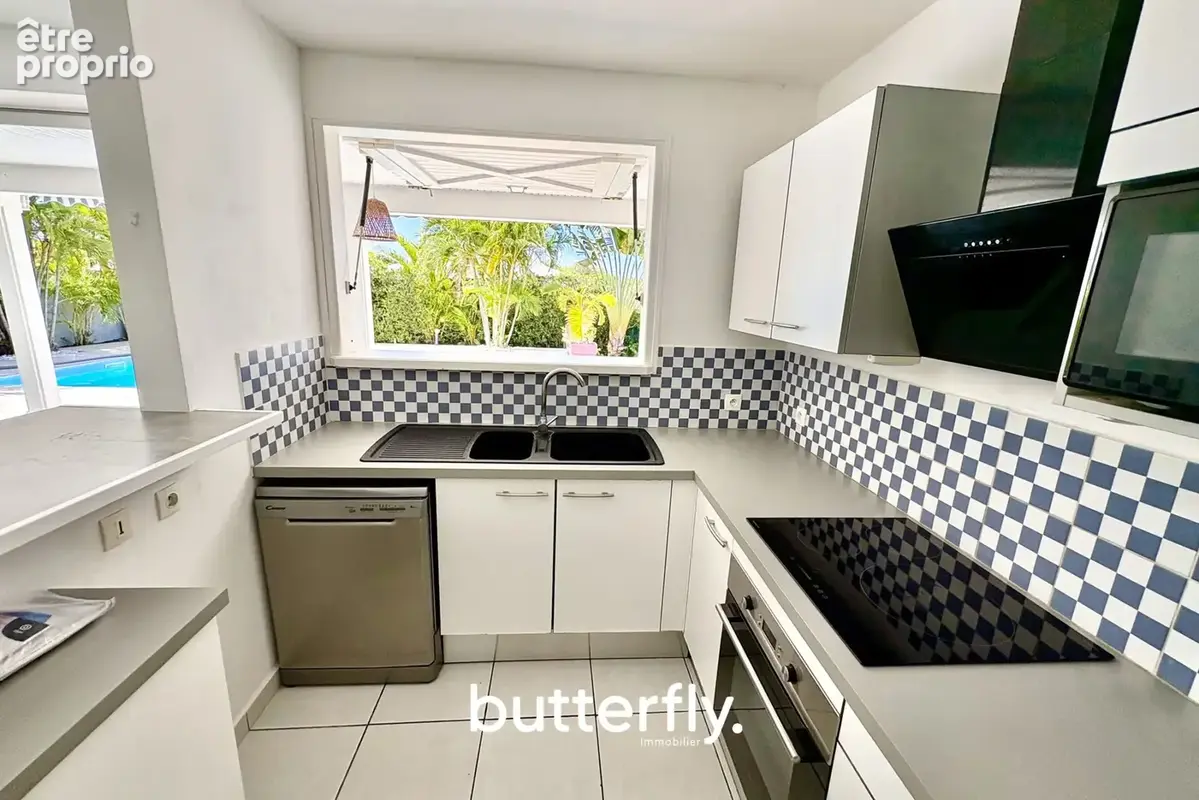 Maison F4 de 114 m2 avec garage, piscine, citerne et jardin clos de 580 m2 - photo 5