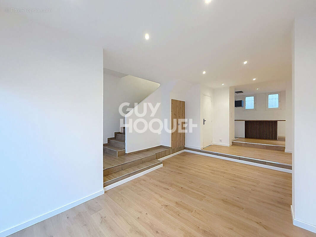 Maison 5 pièces à vendre à Perpignan (66000) - Quartier Las Cobas - photo 2