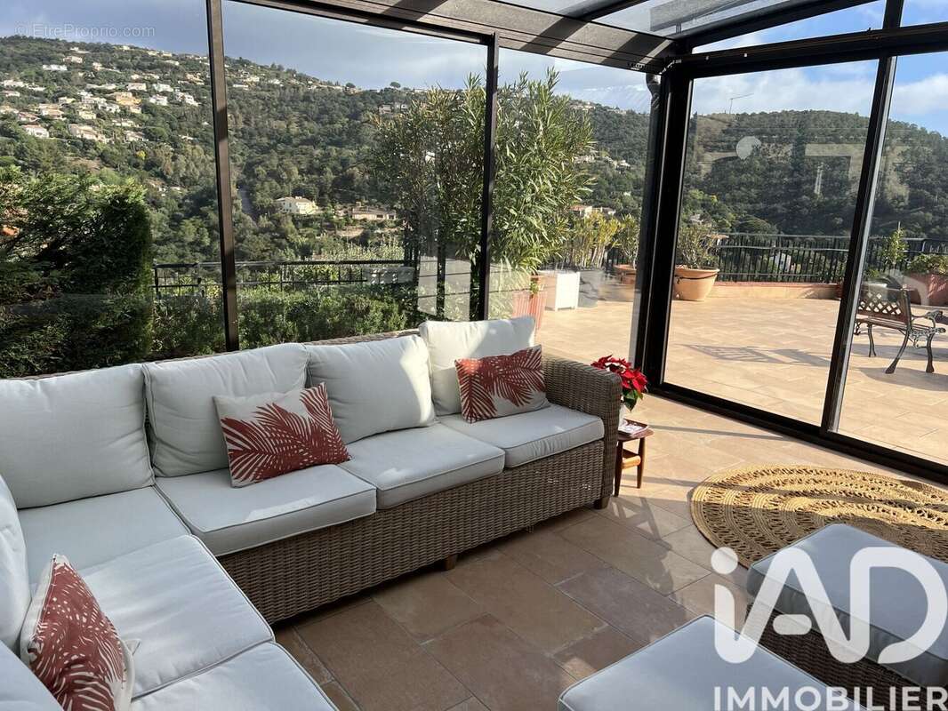 Photo 5 - Maison à ROQUEBRUNE-SUR-ARGENS