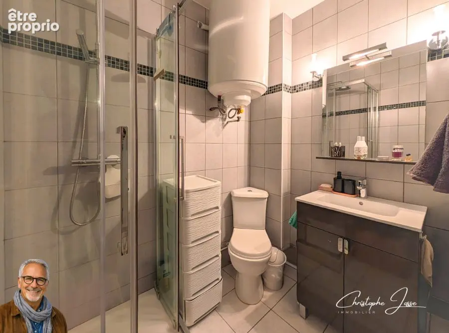 Appartement avec loggia vue mer et parking privé - photo 7
