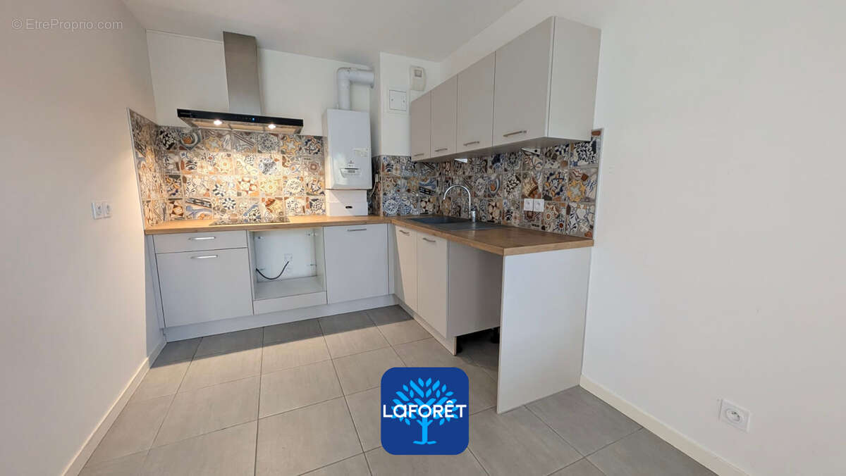 Appartement à MEYZIEU