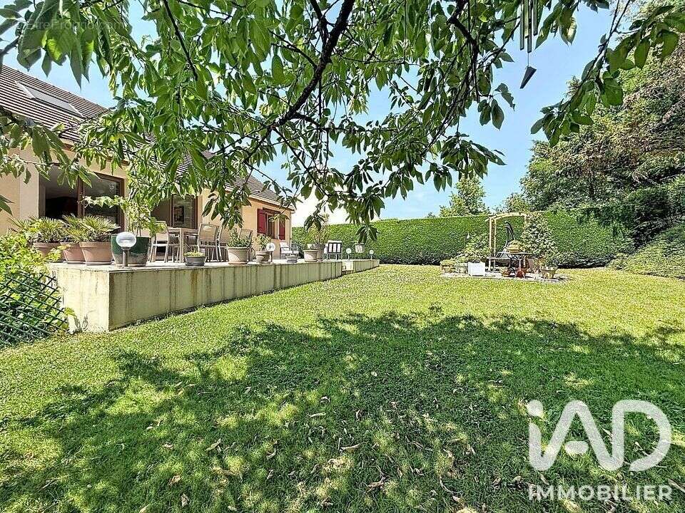 Photo 3 - Maison à SAINT-GERMAIN-LES-CORBEIL